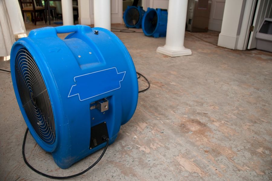 Emergency Water Removal by Connected Contracting